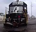EMD GP38-2 #5333] em Dover, Delaware.