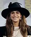 Nadia Hilker interpreta Magna