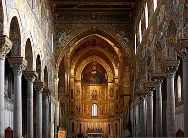 A Catedral normanda de Monreale, Sicília, está praticamente toda coberta por mosaicos no estilo bizantino.