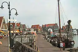 O porto de Volendam