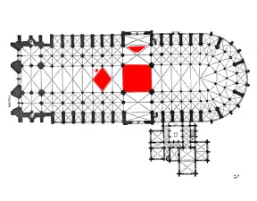 Em vermelho, os buracos na abóbada da Notre-Dame de Paris.