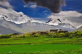 O maciço de Nun Kun, na cordilheira de Zanskar, onde se situam os pontos mais altos do distrito de Cargil e dos Himalaias do Ladaque