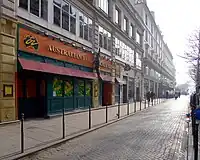 Rue Saint-Denis, ao lado fica o Place du Châtelet