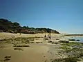 A parte oriental da praia, também chamada Praia dos Bicos.