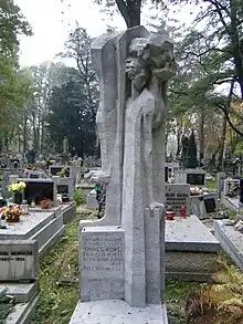 Tumba de Janina Gałowa, Estátua de Gosławski