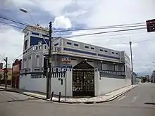 O Palácio maçônico da Loja Fortaleza leva o nome de Luiz Moraes Correia.