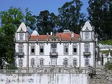 Palácio do Freixo visto do rio Douro