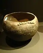 Panela de cerâmica.