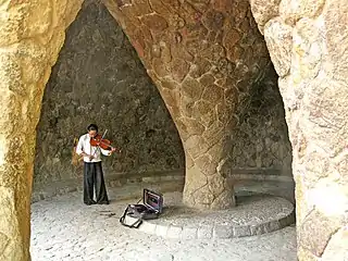 Refúgio de carruagens no vestíbulo da entrada principal