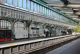 A estação da linha 2.
