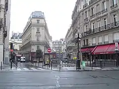 A entrada da estação.