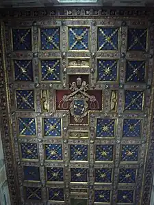 Teto em caixotões, com o brasão do papa Clemente VIII Barberini.