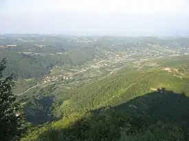 Vue de Milentija depuis la forteresse de Koznik