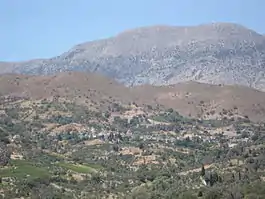 Vista da aldeia de Priniás