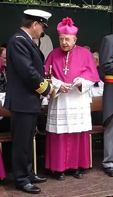 Arcebispo Karl-Josef Rauber