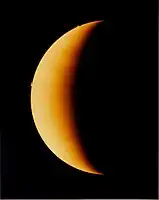 Vênus crescente. Imagem fotografada pela Pioneer Venus Orbiter.