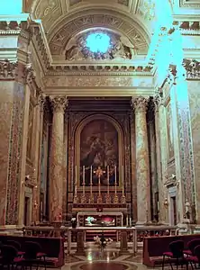 Santuário com o corpo de São Paulo da Cruz