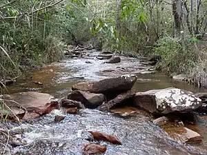 Curso d'água no distrito de Cachoeirinha