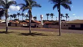 Vista de rua em Centralina, a partir da rodovia BR-153.