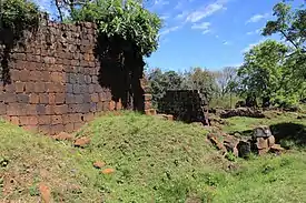 Sítio Arqueológico de São Lourenço Mártir localizado em São Luiz Gonzaga, RS. Fotografia de Halley Pacheco de Oliveira, de 2013.