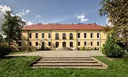 Palácio Leopold von Bees