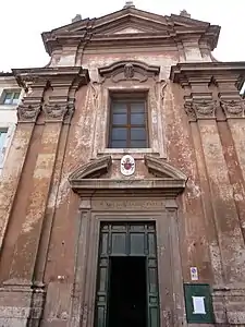 Detalhes da fachada.