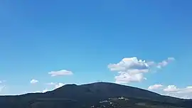 Serra do Elefante, vista da rodovia MG-050 em Mateus Leme