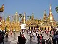 Um dia cheio em Shwedagon