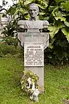 Busto de Simón Bolívar no Jardim