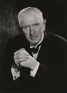 O HonorávelSir Cecil HaversKt QC