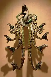 Peitoral em esmalte de René Lalique, Museu Gulbenkian, Lisboa