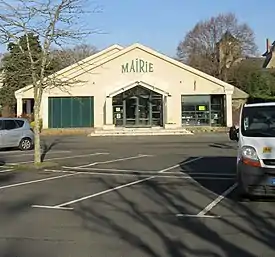 O Palácio municipal de Solesmes