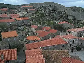 Sortelha - aldeia granítica - vista interior