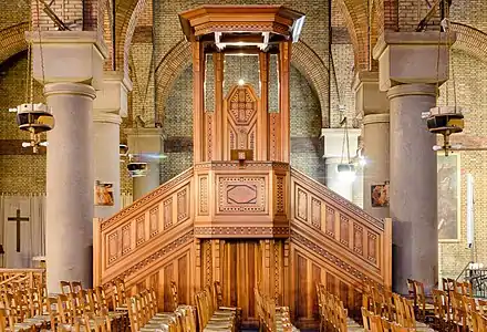 Église Saint-Michel des Batignolles, Paris.