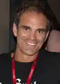Steven Ogg interpretou Simon
