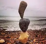 A rock balance, Inglaterra, 2013.