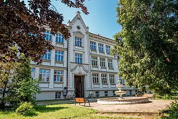 Escola primária n.º 1