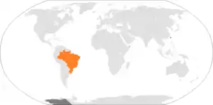 Mapa indicando localização do Taiwan e de Brasil.