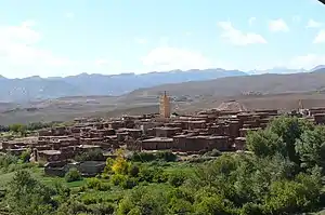 Vista da vila de Télouet desde o Casbá