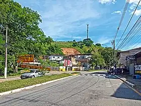 Trecho da Avenida Acesita no bairro Nossa Senhora das Graças