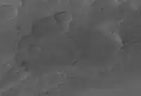 A cratera Tycho Brahe, imagem da Mars Orbiter Camera, câmera a bordo da Mars Global Surveyor.
