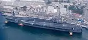 USS Ronald Reagan retornando para a Baía de San Diego, 2011.