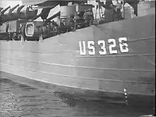 foto da lateral do navio USS-326