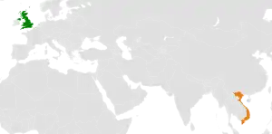 Mapa indicando localização do Reino Unido e do Vietnã.