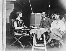 Nelly van Doesburg, Piet Mondriaan e Hannah Höch em Clamart (Hauts-de-Seine), em Abril de 1924