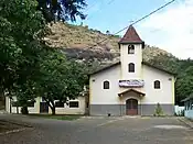 Igreja Nossa Senhora das Dores, subordinada à Paróquia São Francisco Xavier.