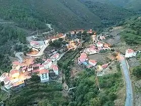 Vista da aldeia no Verão 2023