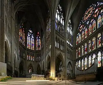 A Catedral de Metz, Alemanha, tem 6&nbsp;500 m2 de vitrais.