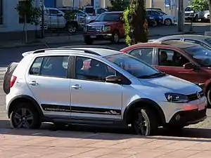 Volkswagen CrossFox 1.6 Trendline 2012 (15252427603)