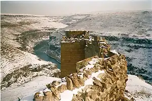 Ruínas de Ani, antiga capital da Arménia, junta à fronteira atual deste país e da Turquia